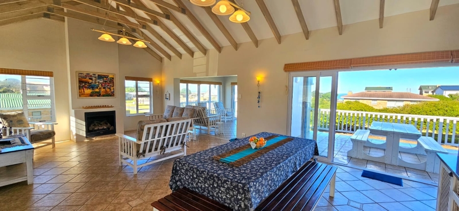 3 Bedroom Property for Sale in Franskraal Western Cape